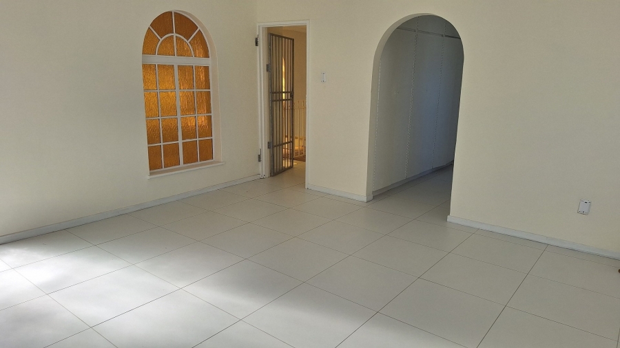 To Let 4 Bedroom Property for Rent in Lovemore Heights Estate Eastern Cape